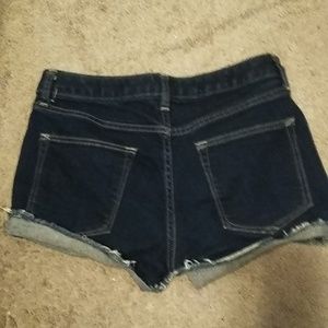 GAP cut offs, size 26r